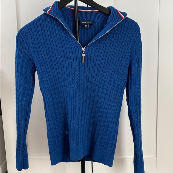 Tommy Hilfiger Wonen’s Polo Cowlneck Knit Royal Blue Zip-Up Sweater
100% Cotton - Picture 6 of 6